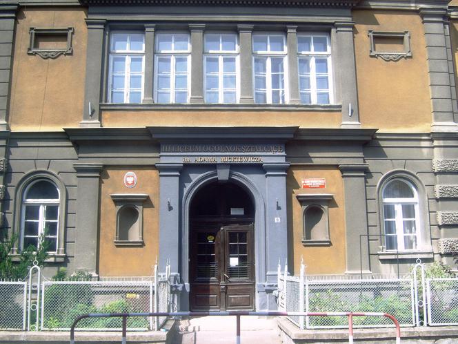 Tarnów: Będzie więcej klas w liceach. Te profile były najbardziej oblegane