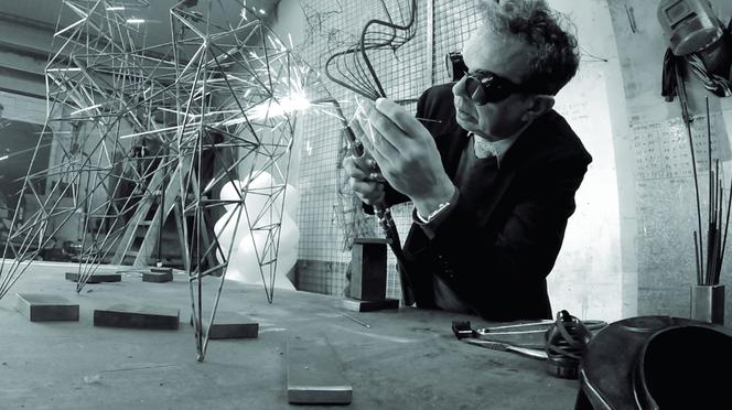 Tom Dixon