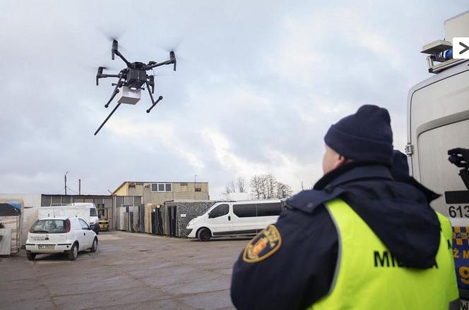 Dron do badania jakości powietrza w akcji
