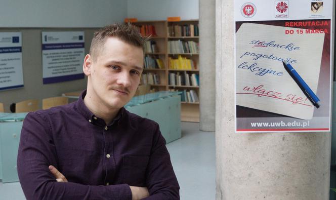 Białystok. Studenci pomagają w odrabianiu lekcji Warto jest dać coś innym od siebie