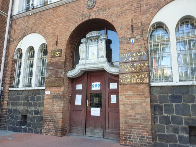 Fotopomnik powstał z inicjatywy Urzędu Miasta Sopotu