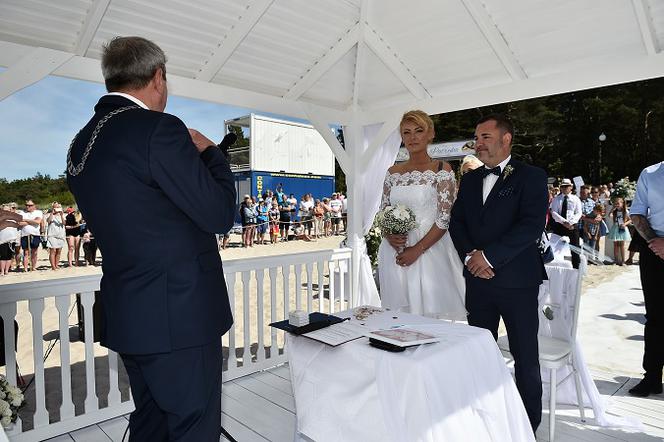 Ślub - życzenia krótkie, oryginalne, cytaty. Co napisać na kartce ślubnej?