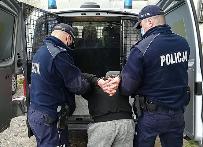 Jatka na Mazowszu. Chciał zabić nożem swoich rodziców