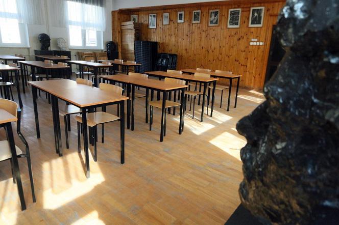 Puste sale lekcyjne