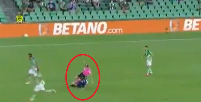 Casemiro sfaulował sędziego
