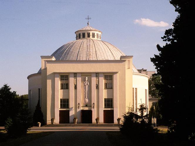 Roraty w kościele