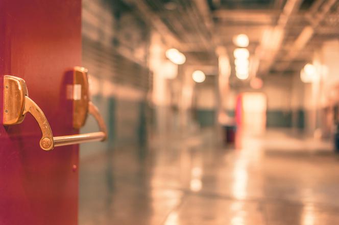 Toruń: Próba samobójcza w liceum! Uczniowie objęci opieką psychologiczną