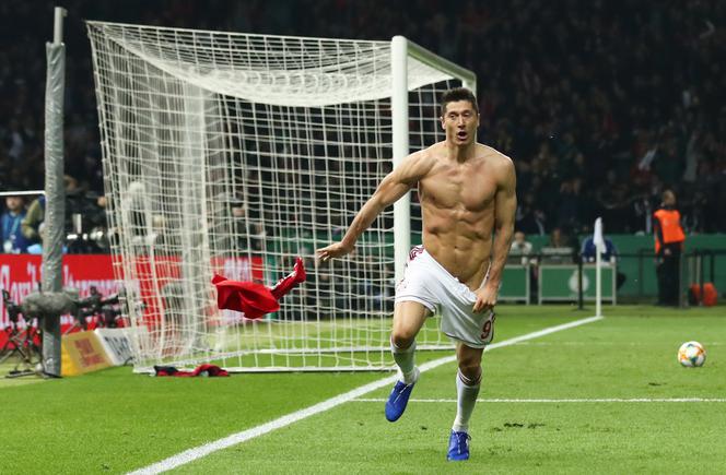 Robert Lewandowski na sportowym zdjęciu roku 2019