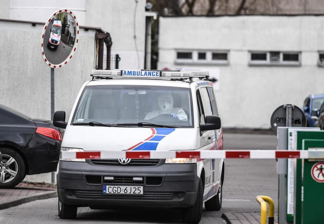 Koronawirus 12 stycznia - ile jest dzisiaj zakażeń? Ewakuacja szpitala w Toruniu / Zdjęcie poglądowe