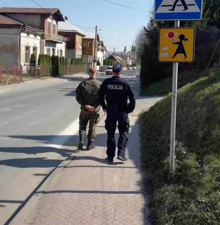 POLICJA