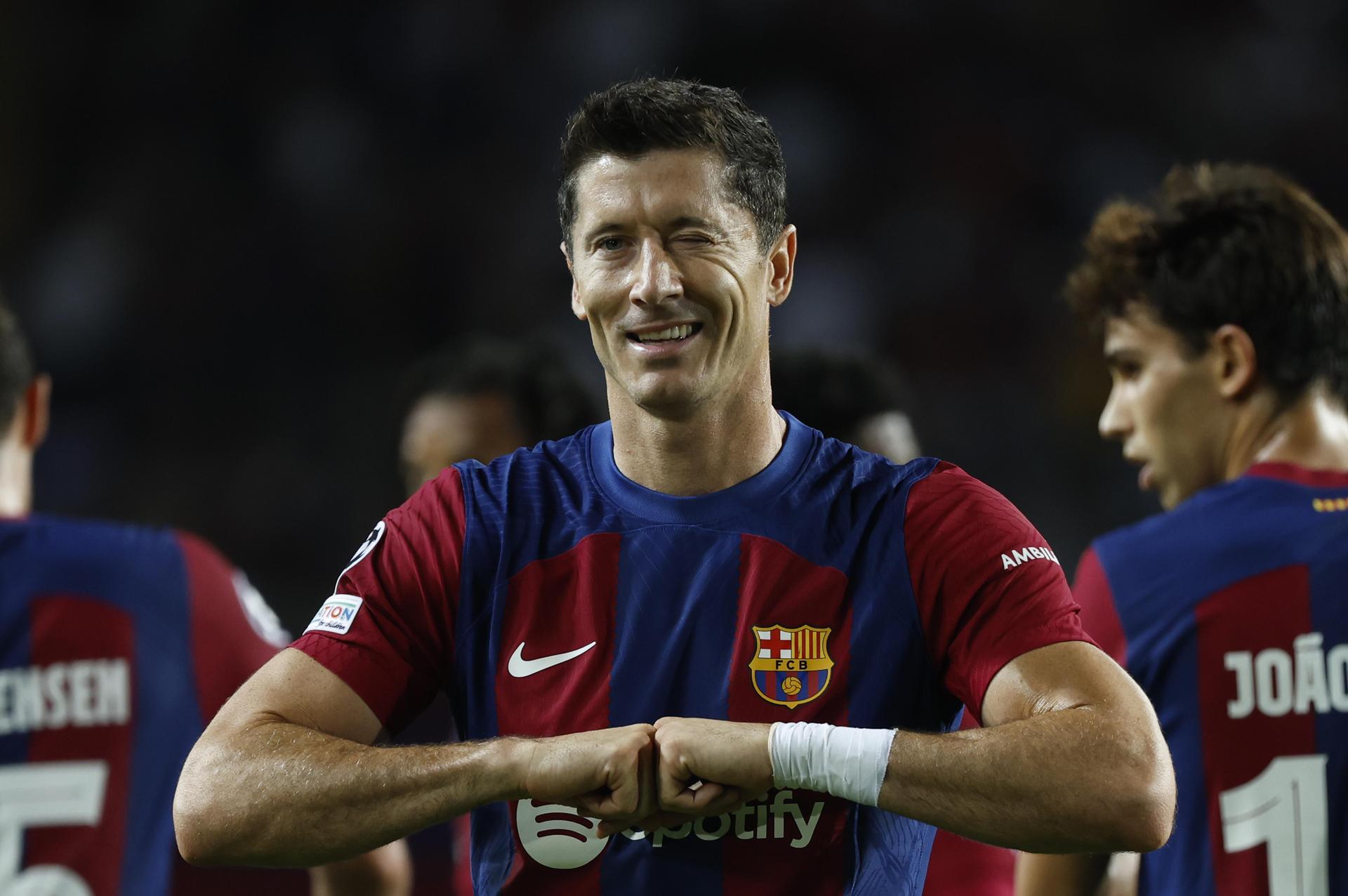 Lewandowski Z Pi Knym Golem Barcelona Wygra A I Wicemistrzostwo Ma W