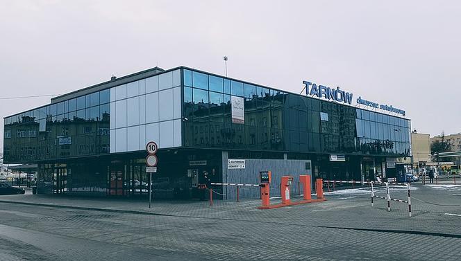Tarnów. WAŻNA decyzja w sprawie dworca autobusowego. Pozostanie na swoim miejscu?