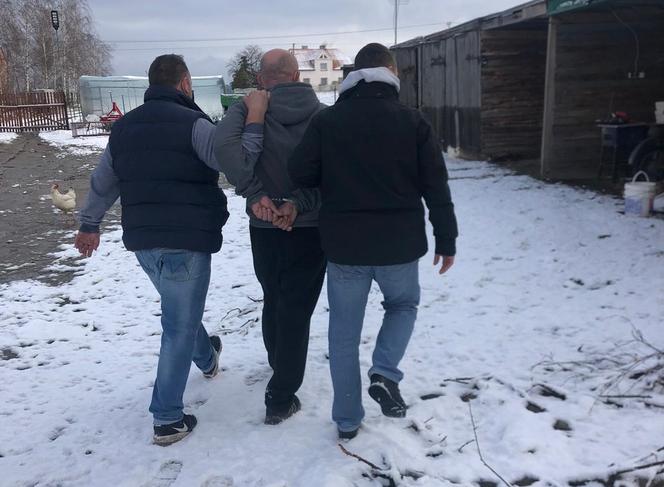 Kępno: Przez 12 lat ukrywał się przed policją! Miał ZASKAKUJĄCE sposoby