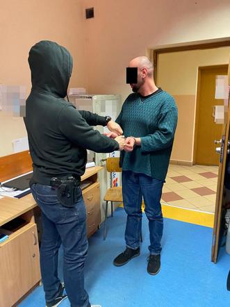 Zgłosił kradzież luksusowego auta. Policjanci wyczuli podstęp, nie mylili się