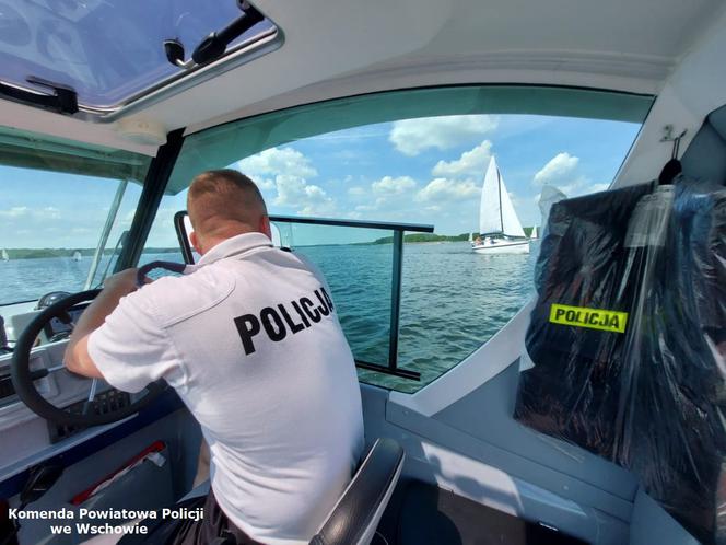 Wschowscy policjanci już nad wodą. Zaczęli sezon letni, ale nie urlop