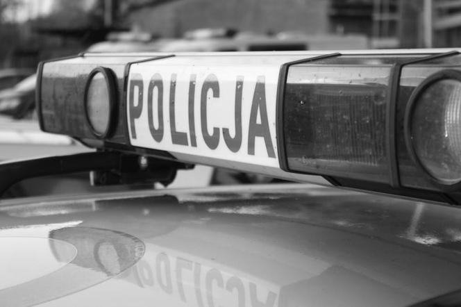 Tragiczny finał policyjnego pościgu na Wisłostradzie. Zginęło dwóch młodych policjantów