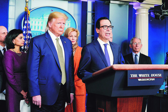 Trump wypłaci Amerykanom po 1000 dolarów