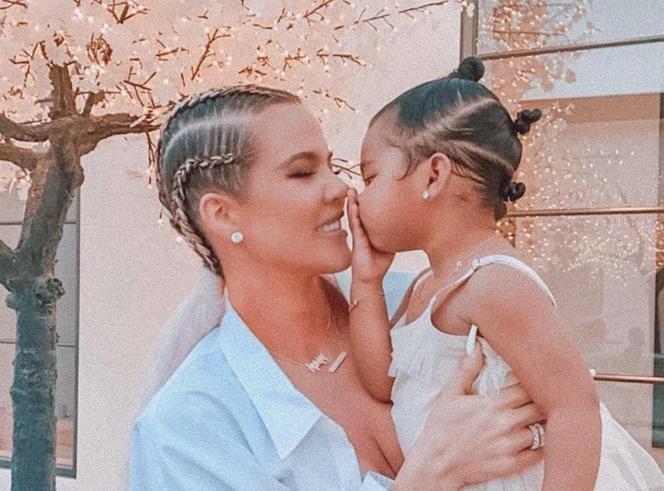 Khloe Kardashian z True