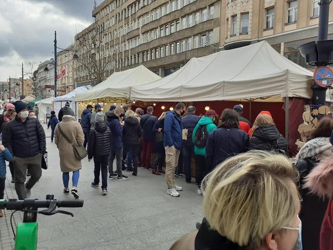 Tłumy na Piotrkowskiej. Do końca majówki trwa Łódzki Festiwal Czekolady!