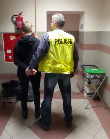 Wykorzystywał swoją pracę do niecnych celów. Nieprawdopodobne, jak oszukiwał ludzi