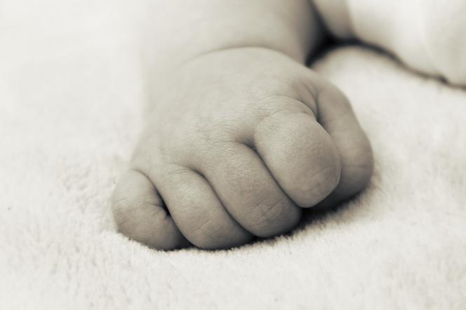 Zabójstwo dziecka w Dąbrowie Górniczej. Matka znęcała się nad córeczką od urodzenia
