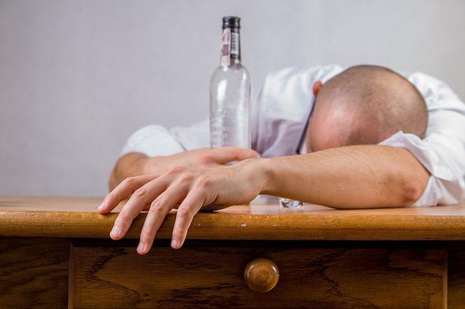 alkohol praca