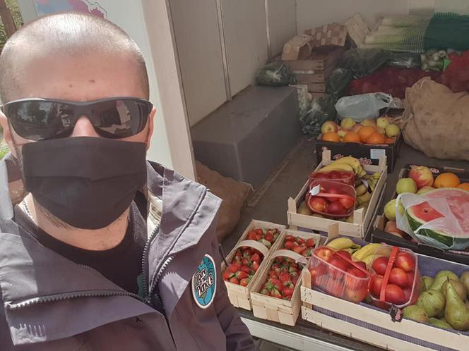 Święty Mikołaj sprawia radość także w maju. Bełchatowianin ruszył z nową akcją
