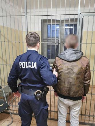 15-latek w biały dzień zaatakował kobietę. Odpowie przed sądem rodzinnym