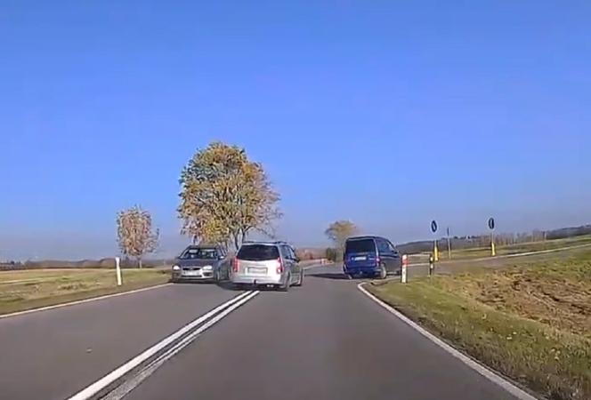 Pirat drogowy na DK16