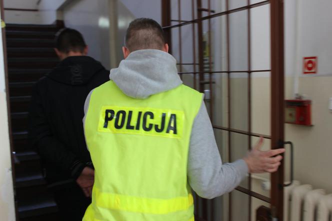 Oszust z Torunia zatrzymany przez policję