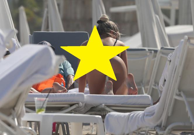 Kelly Kelly w bikini