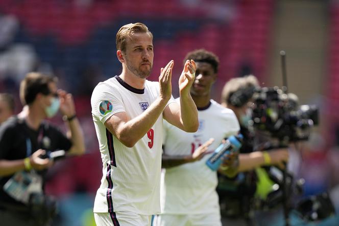 EURO 2020: Jakie MECZE dzisiaj w TV EURO 2020 piątek 18.06 Kto dzisiaj gra na EURO 2020 Jakie dzisiaj mecze na EURO 2020 GODZINY meczów 18 czerwca