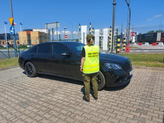 Mercedes-Benz Klasy S pochodzący z kradzieży