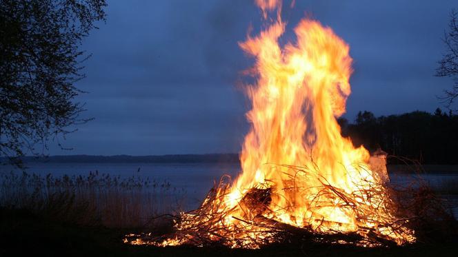 TRAGICZNY FINAŁ wiosennych porządków pod Lubartowem. Janusz S. ZGINĄŁ w płomieniach?