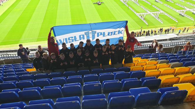 Płock. Camp na Camp Nou! Młodzi Nafciarze podbijają Barcelonę!