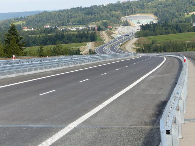 Budowa drogi ekspresowej S7 na odcink uSkomielnia Biała - Rabka Zdrój pod koniec września 2019presowych w Polsce, stan na 26.09.2019