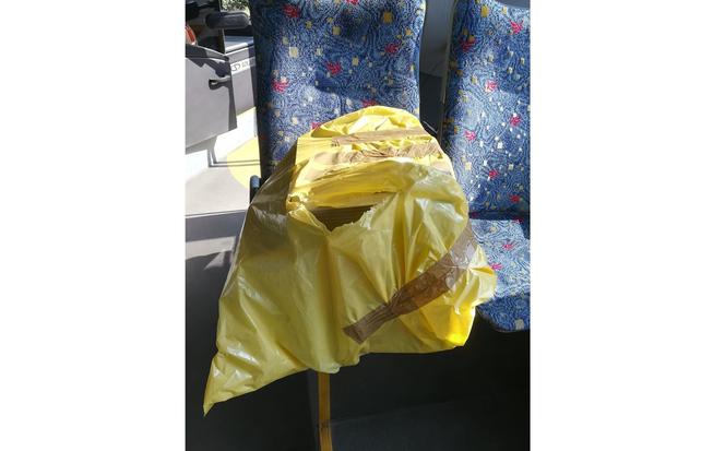 Jak można zostawić w autobusie coś takiego? MPK Łódź szuka właścicela nietypowej zguby!