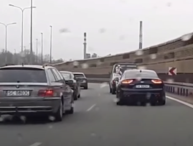 Szeryf drogowy spotkał się z policją