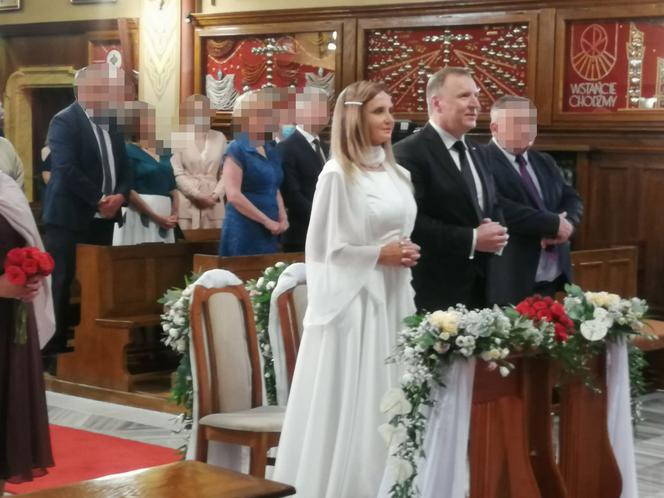 Jarosław Kaczyński na ślubie państwa Kurskich
