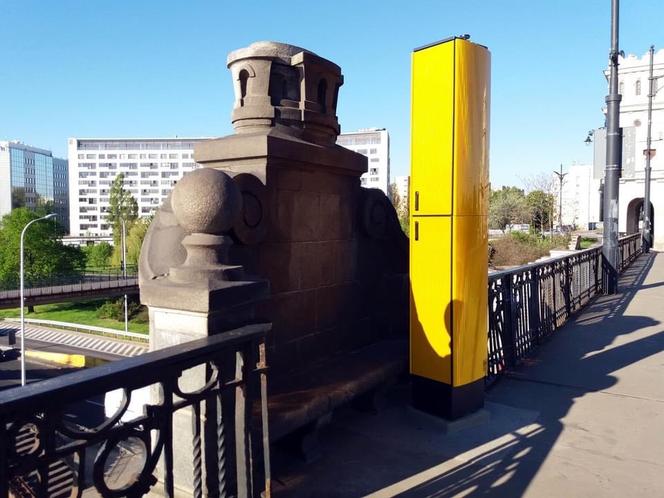 Ktoś zdewastował fotoradary na moście Poniatowskiego