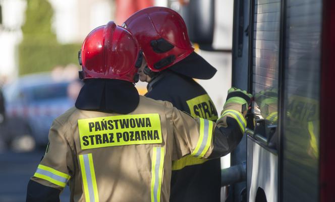 Małopolska: GIGANTYCZNY POŻAR w Szaflarach. Kłęby czarnego dymu przy Zakopiance