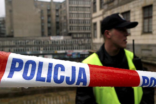 wypadek taśma policja miejsce interwencja radiowóz