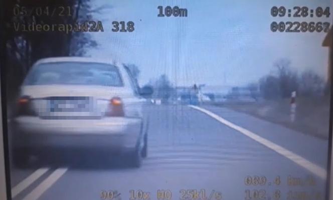 Wyprzedził radiowóz, a potem było już tylko gorzej! Pirat drogowy w okolicach Szamotuł