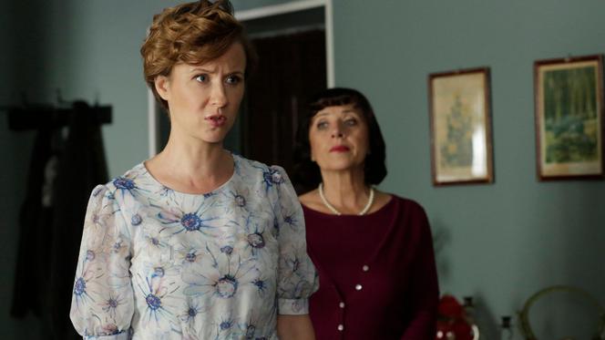 O mnie się nie martw 13 sezon odc. 2. Marta (Katarzyna Ankudowicz), Irenka (Hanna Śleszyńska)