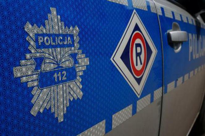 Grójec: Blisko 60 tysięcy papierosów i krajankę ujawnili policjanci. 38-latka zatrzymana!