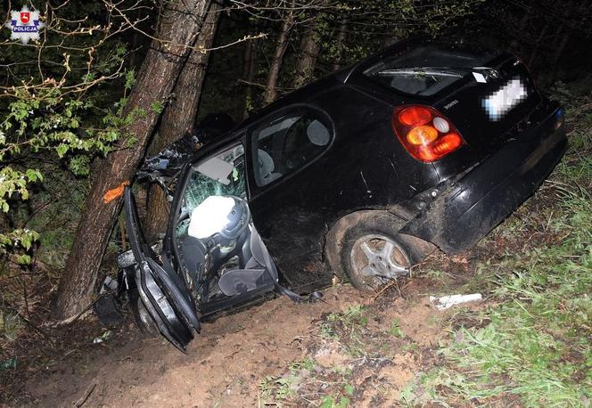 Toyota Corolla zderzyła się z ciężarówką w Konorzatce