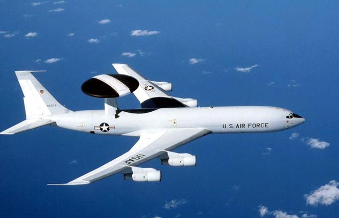Szpiegowski samolot NATO nad Bełchatowem! Po co AWACS latał na miastem? Sprawdziliśmy to!