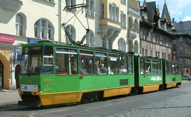 W tramwajach i autobusach mają pojawić się ładowarki USB