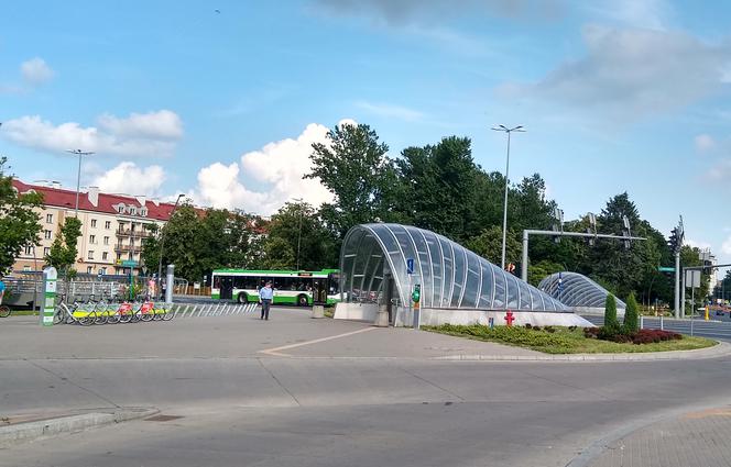Do zdarzenia doszło przy centrum przesiadkowym przy al. Piłsudskiego