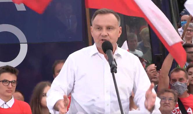 Duda GRUCHNĄŁ jak nigdy: To są dziady!